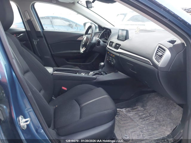 3MZBN1V79JM235594 Mazda Mazda3 50th Anniversary Edition/gs/se