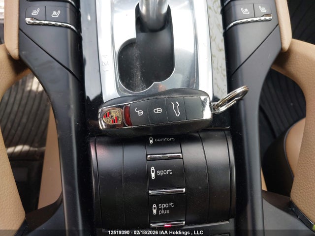WP1AE2A25JLA70013 Porsche Cayenne Se Hybrid/platinum