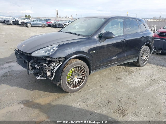 WP1AE2A25JLA70013 Porsche Cayenne Se Hybrid/platinum