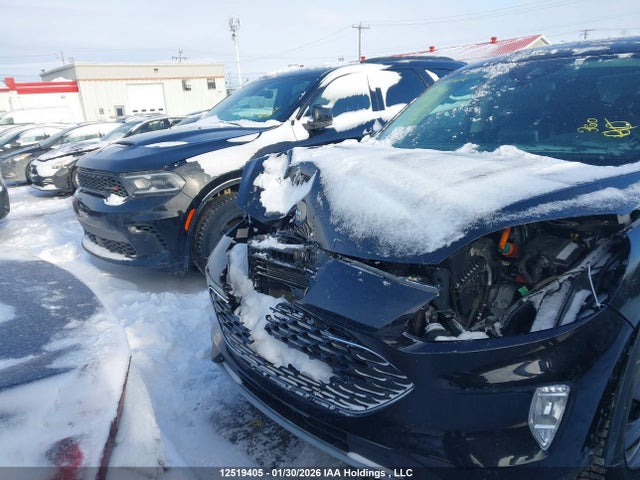 1FMCU9CZ8NUA51824 Ford Escape Sel Hybrid
