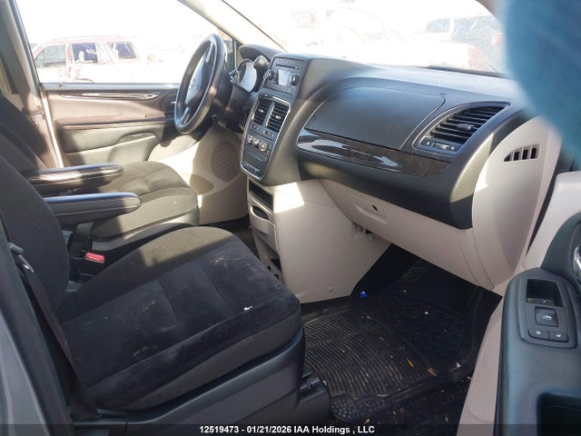 2C4RDGBG4JR275862 Dodge Grand Caravan Se