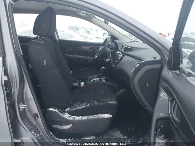 JN1BJ1AWXPW114659 Nissan Qashqai S