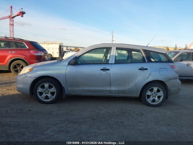 2006 Toyota Matrix Wagon მანქანა იყიდება აუქციონზე, vin: 2T1KR32E46C563477, აუქციონის ნომერი: 12519498