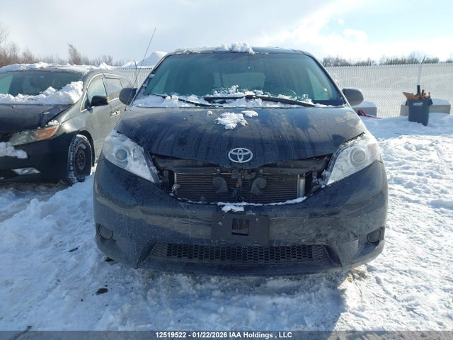12519522 :رقم المزاد ، 5TDKK3DC8DS310862 vin ، 2013 Toyota Sienna Le 8 Passenger مزاد بيع