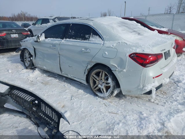 WDD3G4FB4LW040405 Mercedes-Benz A 220 4matic