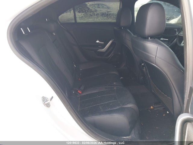 WDD3G4FB4LW040405 Mercedes-Benz A 220 4matic