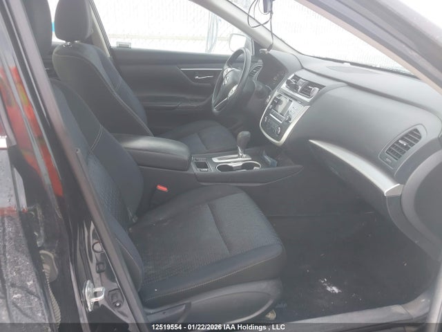 Продажа на аукционе авто 2017 Nissan Altima 2.5/s/sv/sl/sr, vin: 1N4AL3AP8HN305064, номер лота: 12519554