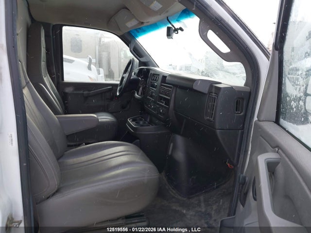 1GB0GRFPXJ1222002 Chevrolet EXPRESS G3500