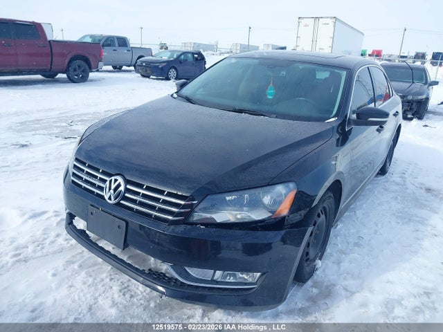 1VWCS7A38FC075123 Volkswagen Passat 1.8 Tsi Highline