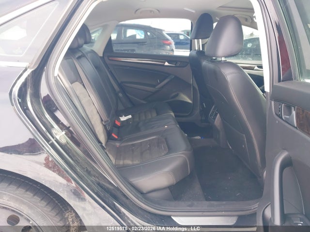 1VWCS7A38FC075123 Volkswagen Passat 1.8 Tsi Highline