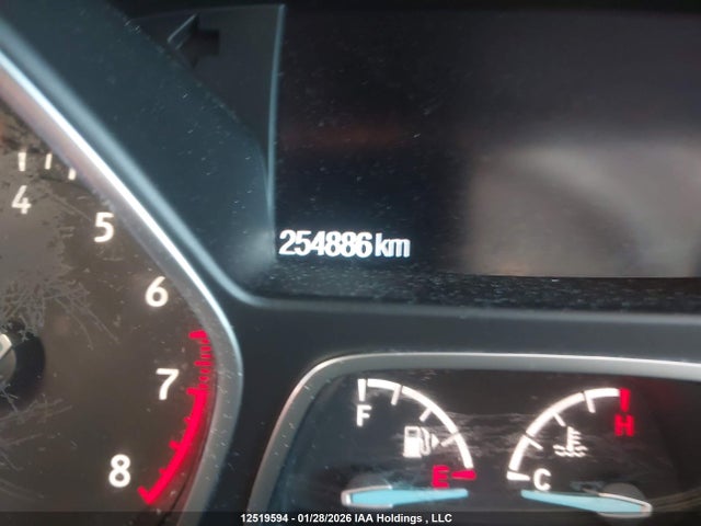 1FMCU9G90HUC39462 Ford Escape