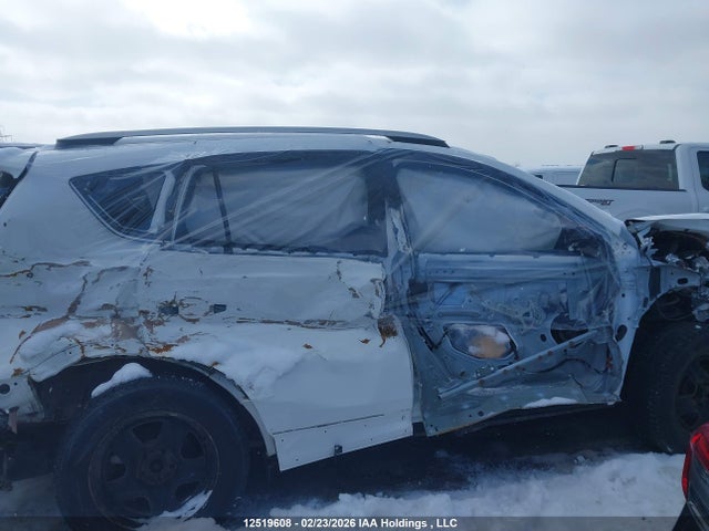 JTMJJREV3JD226005 Toyota Rav4 Hv Se