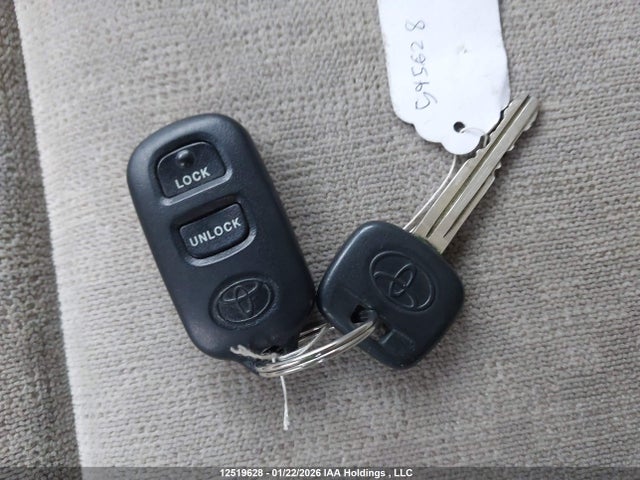 12519628 :رقم المزاد ، 2T1BR32E94C811574 vin ، 2004 Toyota Corolla Ce/le/sport مزاد بيع