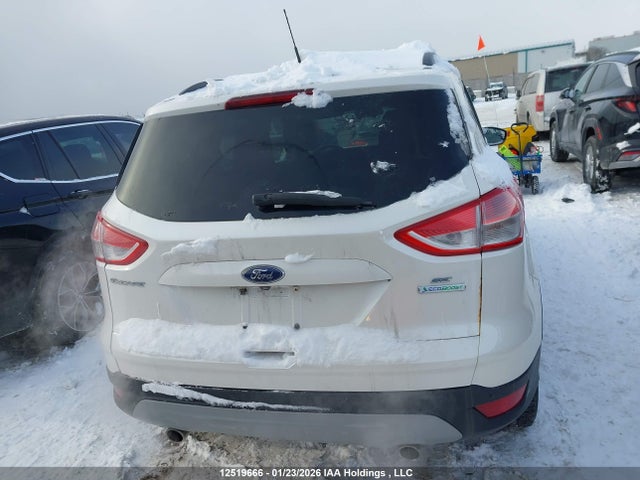 1FMCU0GX8FUC29687 Ford ESCAPE SE