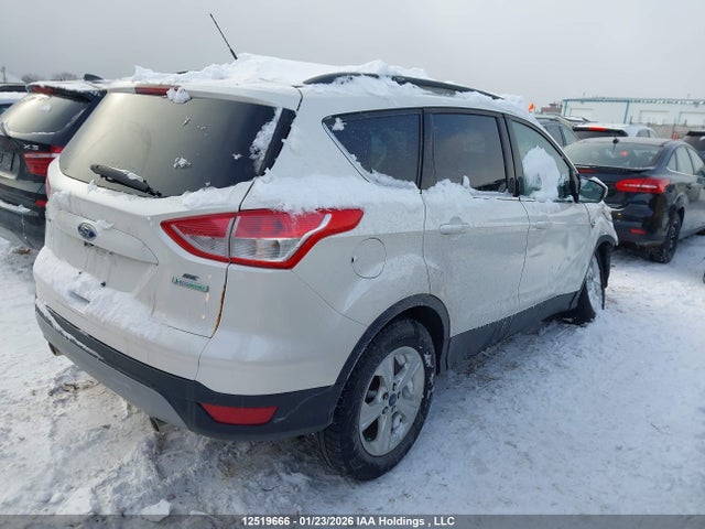 1FMCU0GX8FUC29687 Ford ESCAPE SE