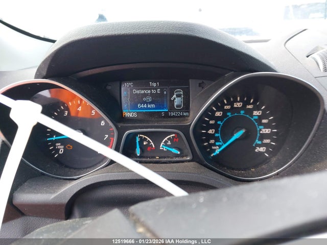 1FMCU0GX8FUC29687 Ford ESCAPE SE