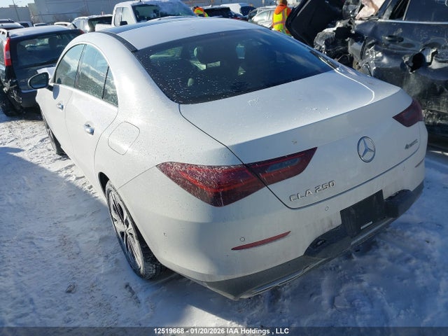 W1K5J4HB1SN529341 Mercedes-Benz CLA 250 4MATIC