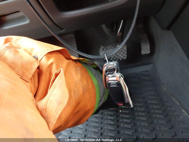 WA1MXBF77ND012685 Audi Q7 Progressiv