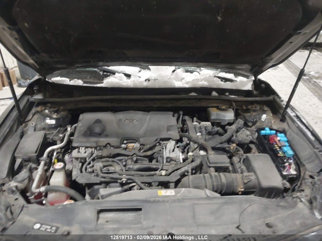 4T1B31HK2JU504504 Toyota Camry Hybrid Le