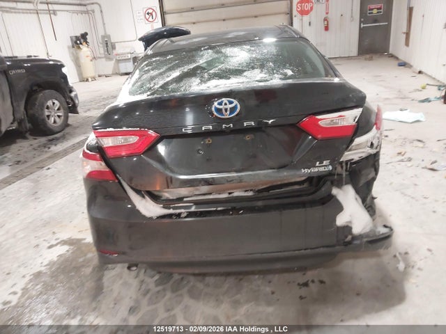 4T1B31HK2JU504504 Toyota Camry Hybrid Le