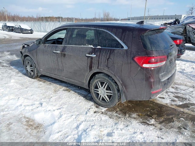 5XYPKDA19GG063092 KIA Sorento 2.0l Sx