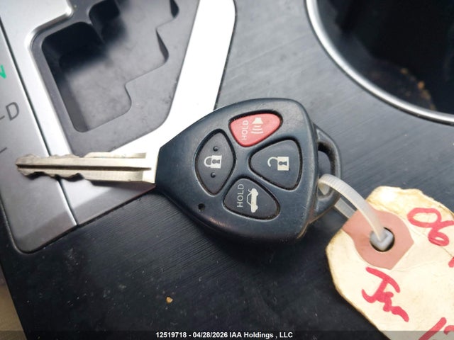 12519718 :رقم المزاد ، 4T1BF1FK2DU225892 vin ، 2013 Toyota Camry Le مزاد بيع
