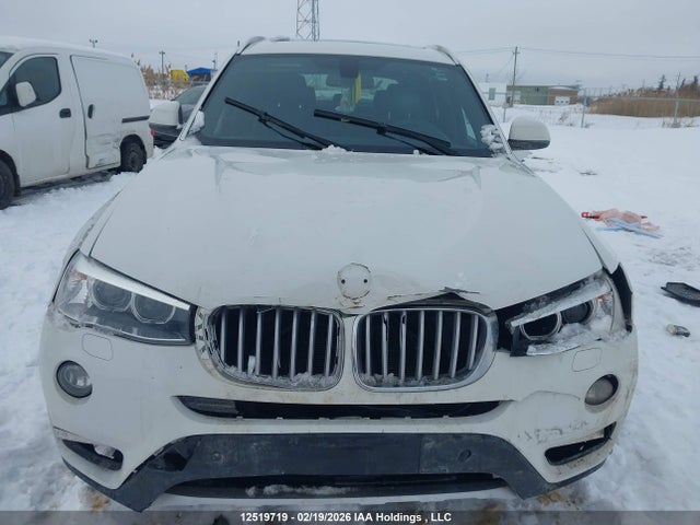 5UXWX9C3XH0T24082 BMW X3 Xdrive28i