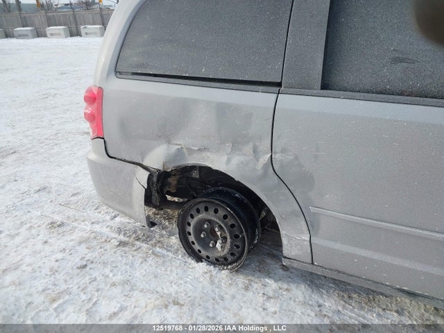 2C4RDGBG5ER377368 Dodge Grand Caravan Se/sxt