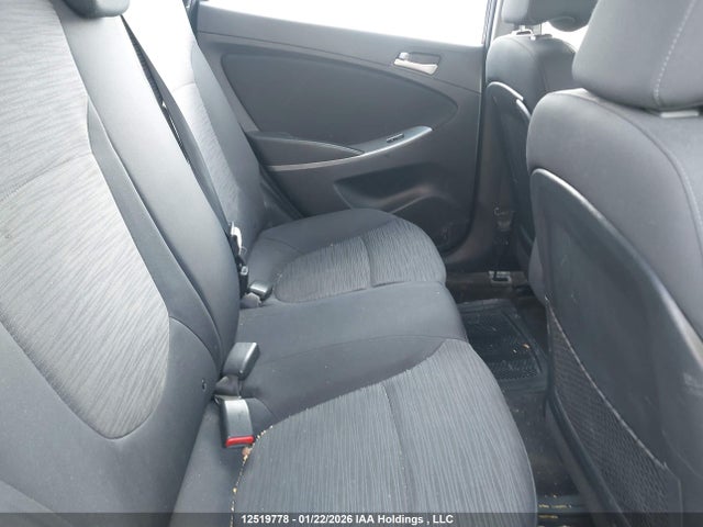 KMHCT5AE9FU210881 Hyundai ACCENT GL