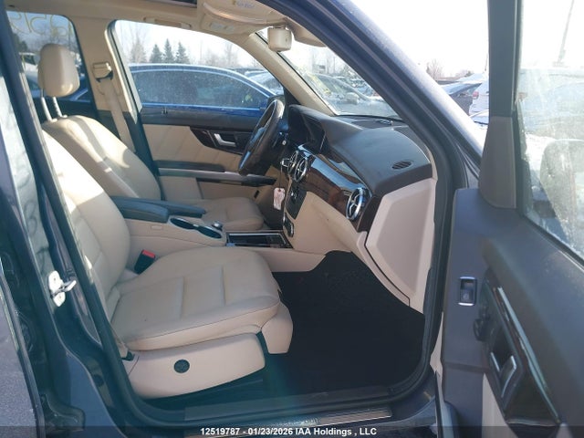 WDCGG8JB3EG329843 Mercedes-Benz Glk 350 4matic