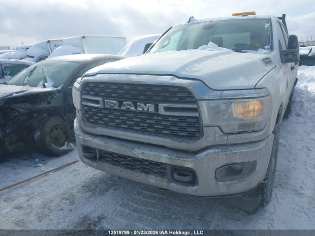 3C63R3DL8RG409761 RAM 3500 Big Horn