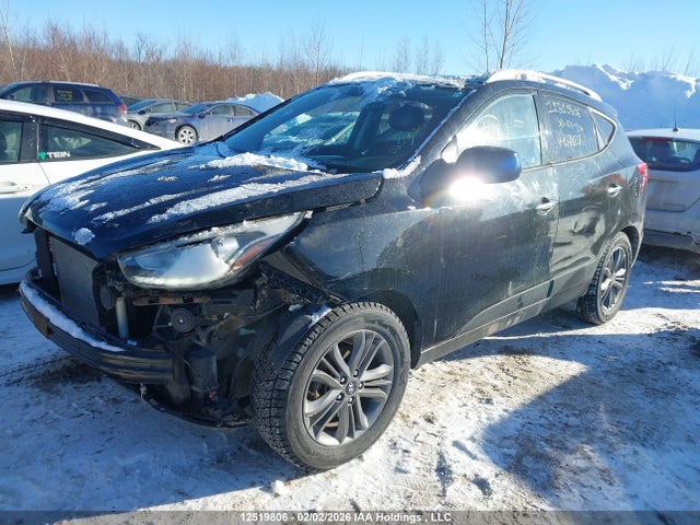 KM8JUCAG0FU107827 Hyundai TUCSON GLS