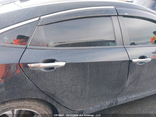 2HGFC1F97JH102083 Honda Civic Touring