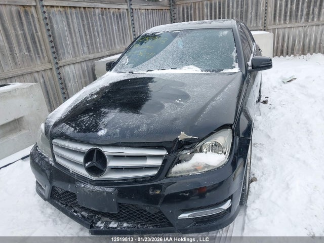 12519813 :رقم المزاد ، WDDGF8AB2DA838211 vin ، 2013 Mercedes-benz C 300 4matic مزاد بيع