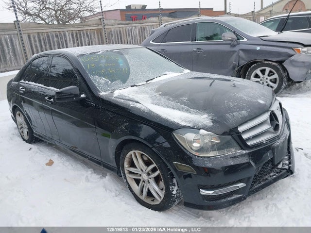 12519813 :رقم المزاد ، WDDGF8AB2DA838211 vin ، 2013 Mercedes-benz C 300 4matic مزاد بيع