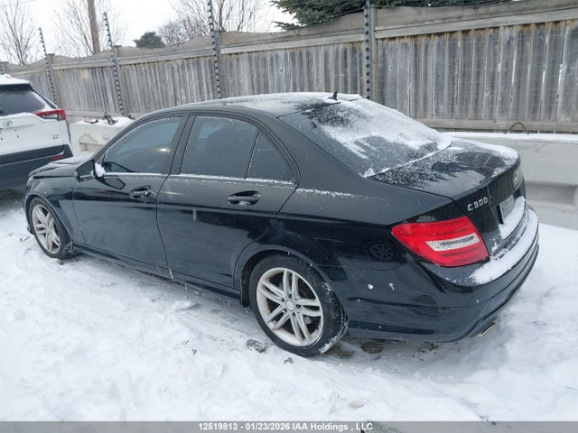 12519813 :رقم المزاد ، WDDGF8AB2DA838211 vin ، 2013 Mercedes-benz C 300 4matic مزاد بيع