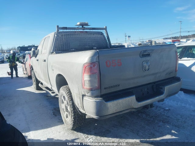 3C63R3DJ1RG414220 RAM 3500 Big Horn