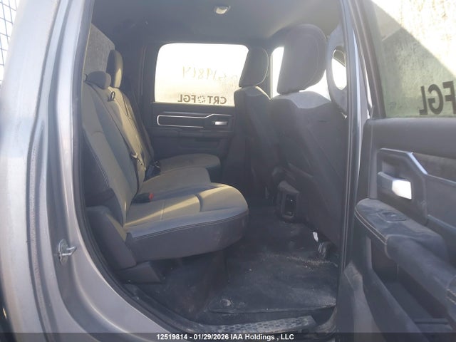 3C63R3DJ1RG414220 RAM 3500 Big Horn