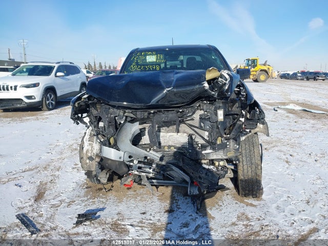 1GTP2DEK3S1223978 GMC Canyon At4