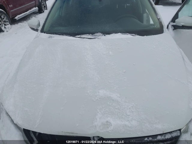 3VW2K7AJ1EM407457 Volkswagen Jetta 2.0l Trendline+