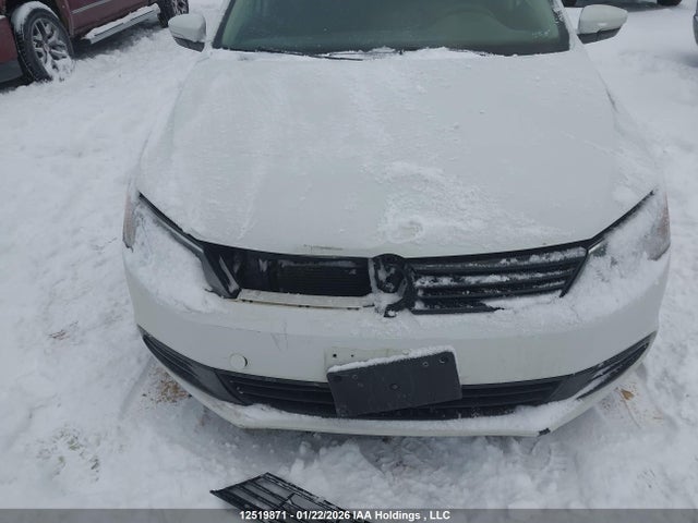 3VW2K7AJ1EM407457 Volkswagen Jetta 2.0l Trendline+