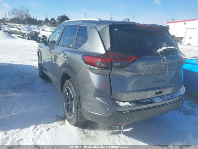 JN8BT3BB0SW160206 Nissan Rogue 60th Anniversary Edition/sv Moonroof