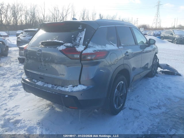 JN8BT3BB0SW160206 Nissan Rogue 60th Anniversary Edition/sv Moonroof
