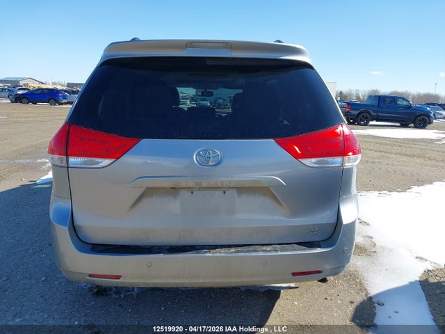 2013 Toyota Sienna Xle 7 Passenger მანქანა იყიდება აუქციონზე, vin: 5TDDK3DC9DS050061, აუქციონის ნომერი: 12519920