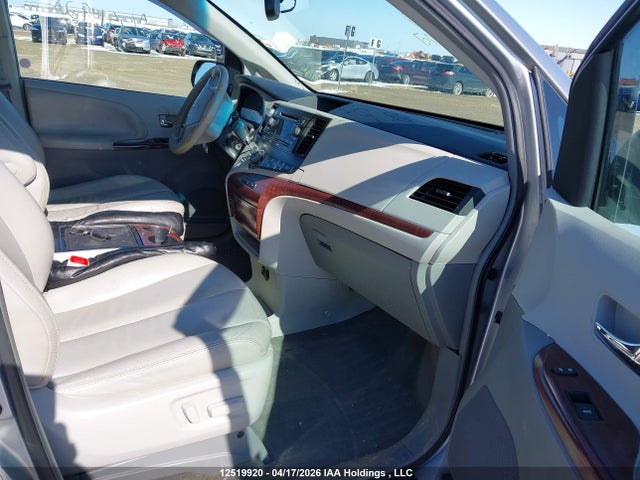2013 Toyota Sienna Xle 7 Passenger მანქანა იყიდება აუქციონზე, vin: 5TDDK3DC9DS050061, აუქციონის ნომერი: 12519920