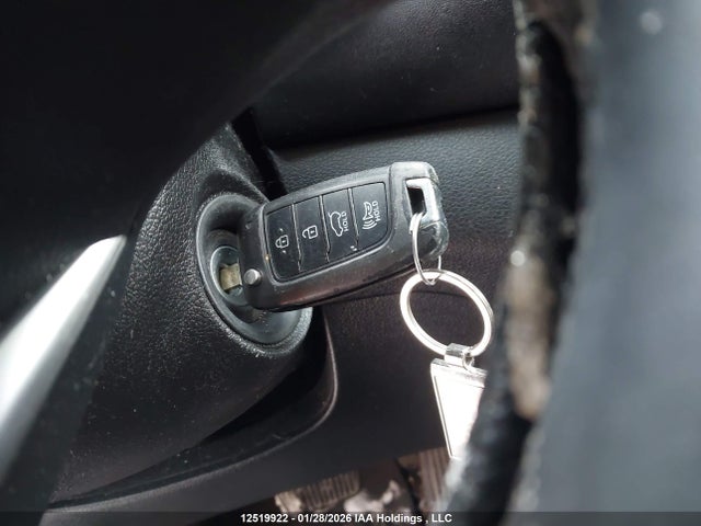 Hyundai Santa Fe Essential 2019 5NMS23AD8KH006461 Image 11