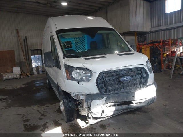 1FTBR3U81NKA27316 Ford Transit T-250