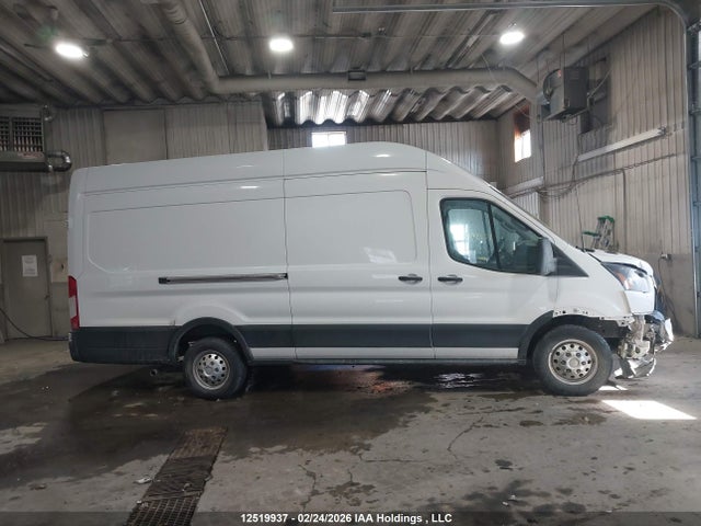 1FTBR3U81NKA27316 Ford Transit T-250