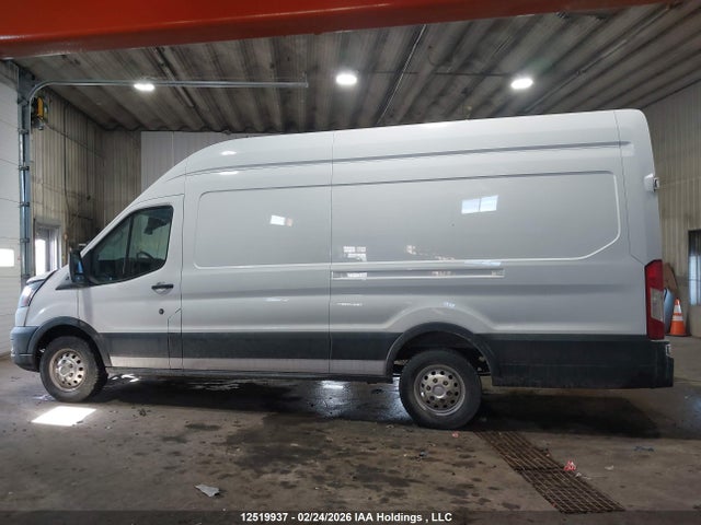 1FTBR3U81NKA27316 Ford Transit T-250