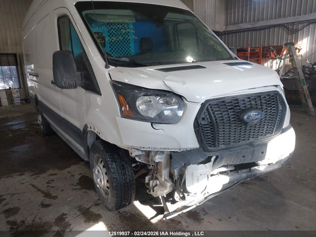 1FTBR3U81NKA27316 Ford Transit T-250